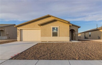 14249 Escalera Dr, Horizon City, TX 79928 - photo 2