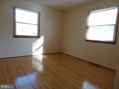 1008 Robwill Pass, Cherry Hill, NJ 08034 - photo 6