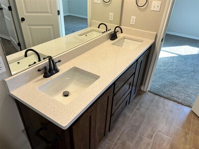 704 Elm Tree Ct, Poolville, TX 76487 - photo 4