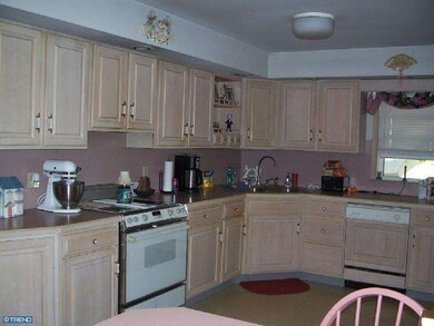 116 Annapolis Rd, Pennsville, NJ 08070 - photo 3