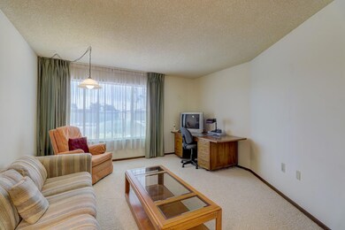 11018 W Topaz Dr unit 17F, Sun City, AZ 85351 - photo 7