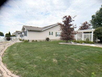 5828 Iris Ln, Schererville, IN 46375 - photo 2