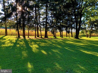 400 W Hoffecker Rd, Pottstown, PA 19465 - photo 3