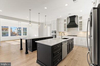 102 Mellow Ct, Lake Frederick, VA 22630 - photo 3