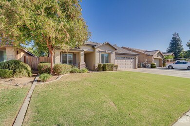 13118 Ridgeway Meadows Dr, Bakersfield, CA 93314 - photo 2