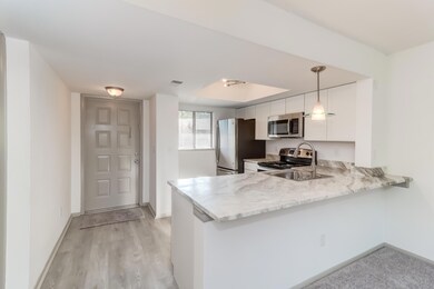 2178F Bees Ferry Rd (11)