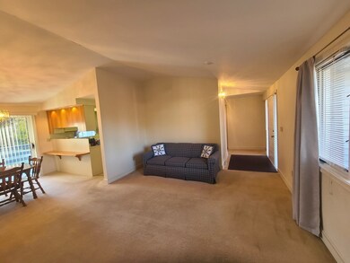 925 Crane Ave S unit 2, Taunton, MA 02780 - photo 7