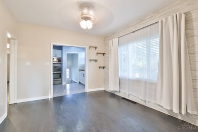 8459 Vorhees Ln, Cincinnati, OH 45236 - photo 7