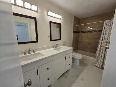 935 Washington St unit 17, Newtonville, MA 02460 - photo 4