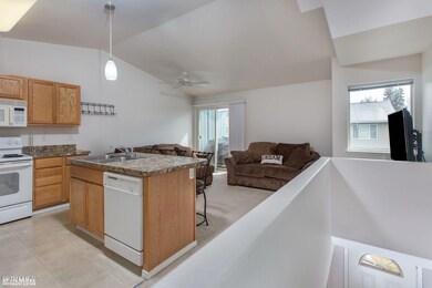 Kitchen/Living