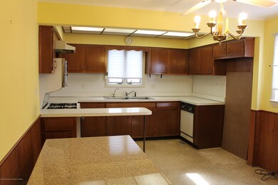 Big kitchen