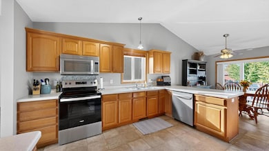 401 12th Ave NE, Kasson, MN 55944 - photo 7