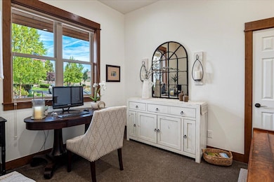 05-7780 Angel Falls Way, Redmond-5.jpg