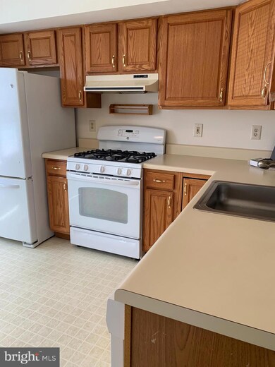 6342 Jacobs Ct, Sykesville, MD 21784 - photo 6