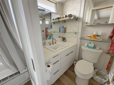 Five Regents unit 1606, Honolulu, HI 96818 - photo 6