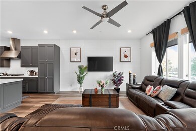 27508 N Feathery Cassia Way, Valencia, CA 91355 - photo 4