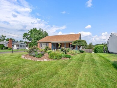 10 Quinn Dr, Holyoke, MA 01040 - photo 4