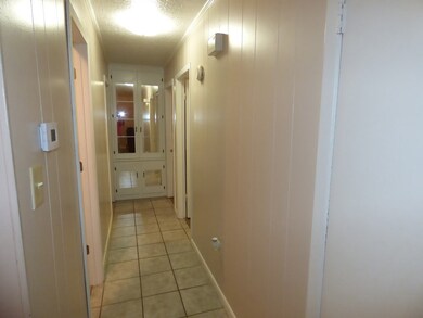 819 Hart Rd, McComb, MS 39648 - photo 6