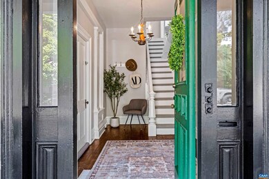 830 W Beverley St unit 1, Staunton, VA 24401 - photo 2