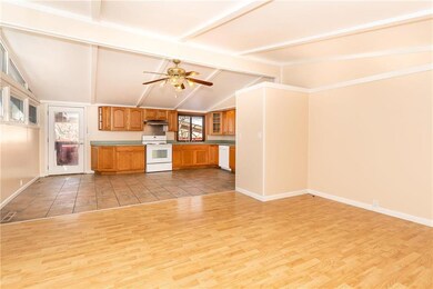 9035 Gillette St, Lenexa, KS 66215 - photo 7