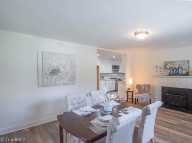 504 W 8th St, Siler City, NC 27344 - photo 5