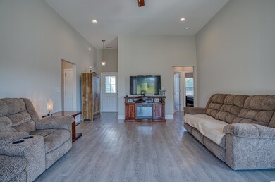 431 Hallie Martin Rd, Conway, SC 29527 - photo 5