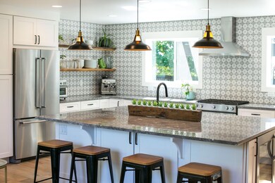 20439 Silver Tip Ct, Bend, OR 97702 - photo 6