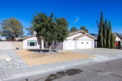 1204 W Robert Ave, Ridgecrest, CA 93555 - photo 3