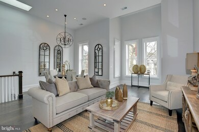 1516 Q St NW unit PENTHOUSE, Washington, DC 20009 - photo 3