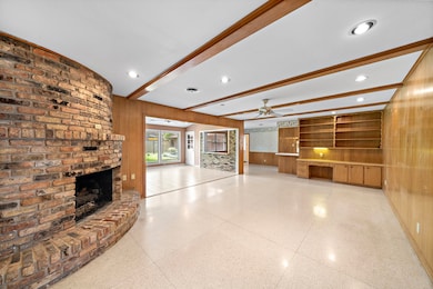 1415 Huge Oaks St, Houston, TX 77055 - photo 5