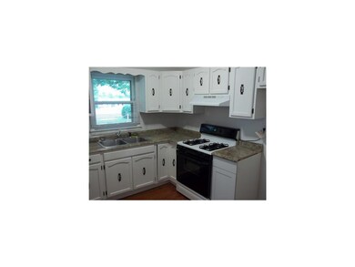 Kitchen. Bright Kitchen w/ New Counter Tops