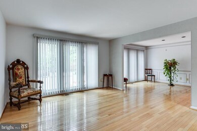 14600 Pebble Hill Ln, North Potomac, MD 20878 - photo 3