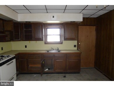 303 Sherman St, Gloucester City, NJ 08030 - photo 7