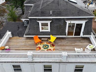 594 Washington St unit 7, Wellesley, MA 02482 - photo 2