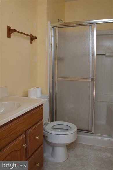 205 Pepper Tree Ln, Stafford, VA 22554 - photo 5