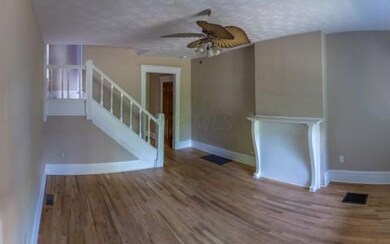Living Room-3