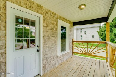 4-web-or-mls-2025 06 16 - 931RichieAve-L