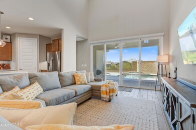 005_Living Room