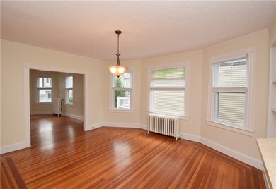 10 Elliot Place, Newport, RI 02840 - photo 5