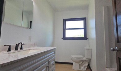 1708 Shoop St, Racine, WI 53404 - photo 6