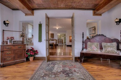 entry room