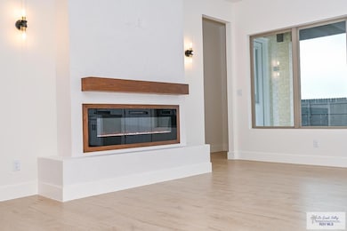 8614 Bellagio Cir, Harlingen, TX 78552 - photo 3