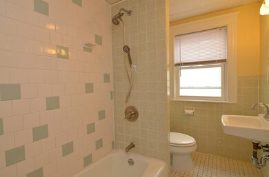 32 Upland Rd unit 1, Belmont, MA 02478 - photo 4