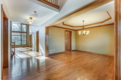 2566 Aikin Cir S, Lewis Center, OH 43035 - photo 5