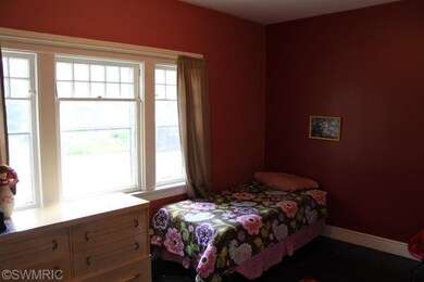 409 Knapp St NE, Grand Rapids, MI 49505 - photo 5