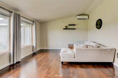 8349 Barboullat St SW, Olympia, WA 98512 - photo 4