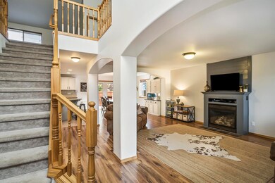 2011 NW Kingwood Ave, Redmond, OR 97756 - photo 5