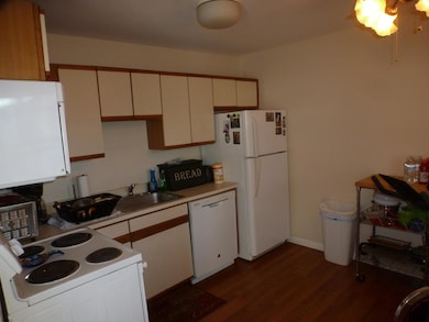 66A Oxford Village, Egg Harbor Township, NJ 08234 - photo 3