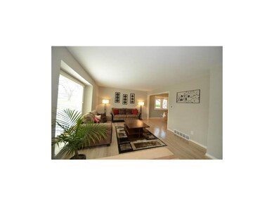 Lovely living room -  plenty of light