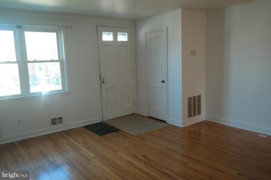 1319 Dalton Rd, Parkville, MD 21234 - photo 4